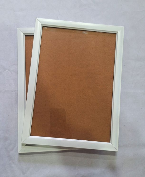 2-Piece White A4 Size Photo Frame Set Good quality